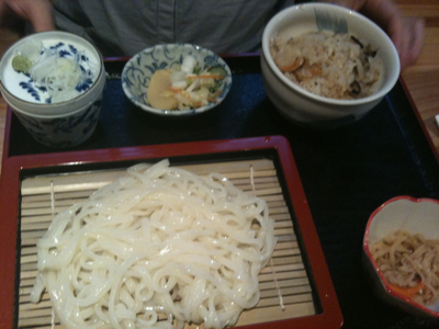 そば茶寮　三日月庵 本店