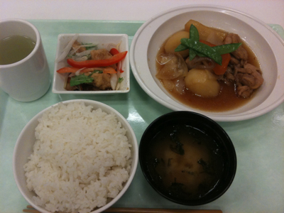 鶏肉とじゃがいもの煮物@社食