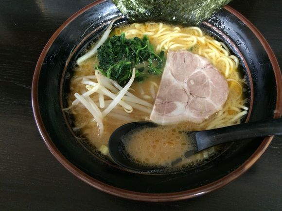 横浜家系ラーメンたま家にしか